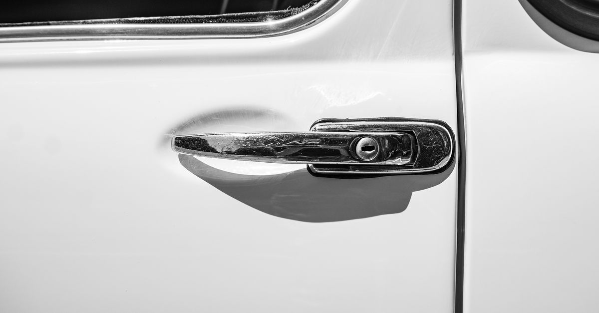 Locked Out of Your Car in Columbia? Here's What to Do First — Top Columbia Locksmith