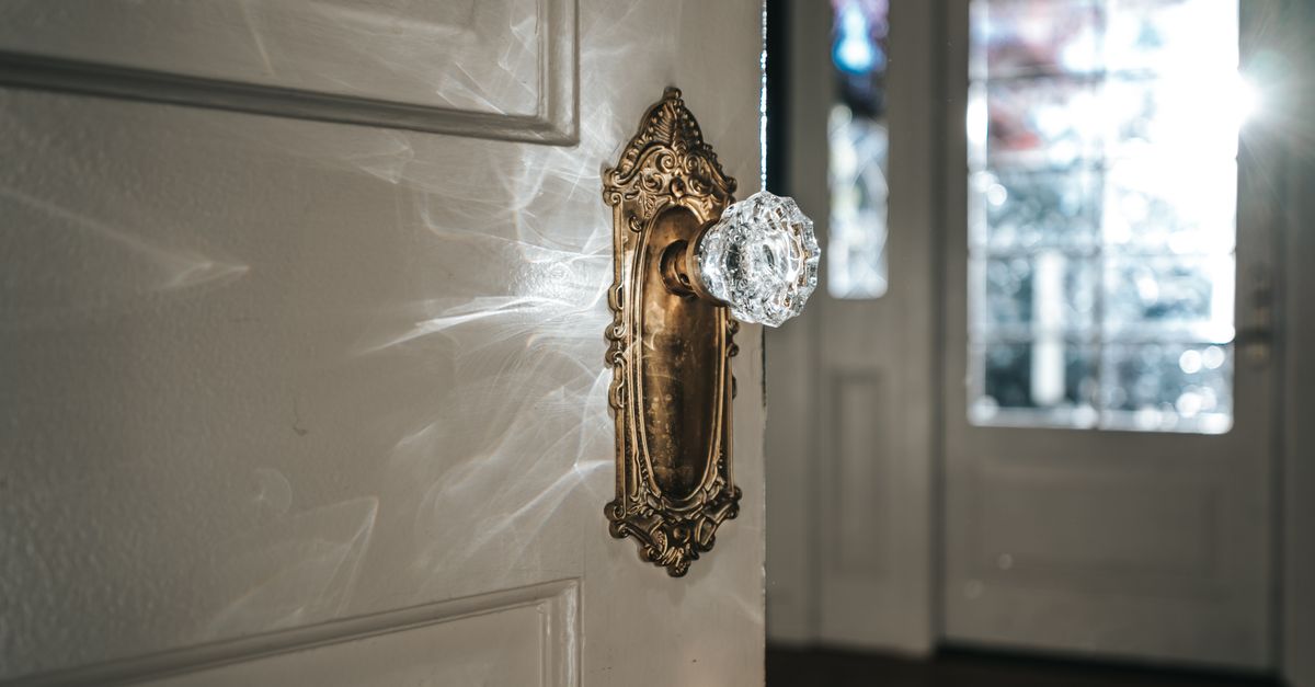 Door Knob & Deadbolt Installation — Top Columbia Locksmith